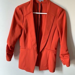 Burnt orange blazer 🔥